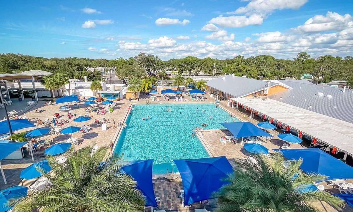 Braden River House | Comfortable unit @ Sun Outdoors! Lots of Amenities! Siesta Key, Pine Craft, Shop