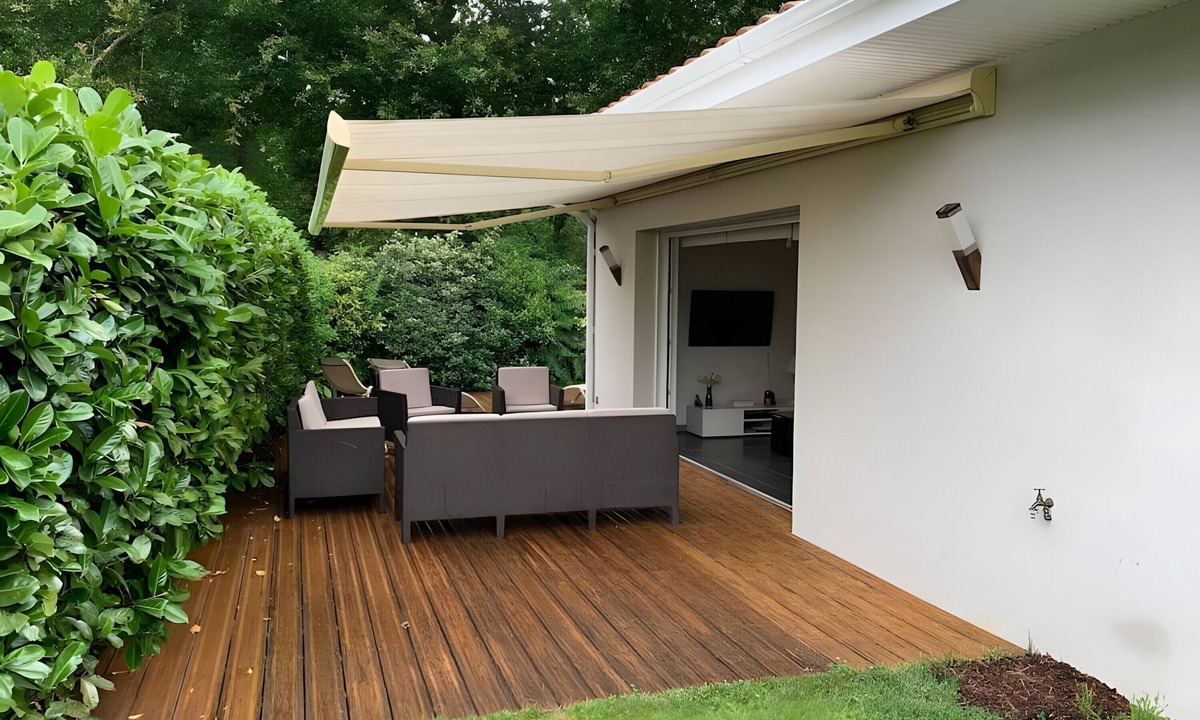 Cazaux House | Comfortable Villa with Jacuzzi Between Lake and Ocean