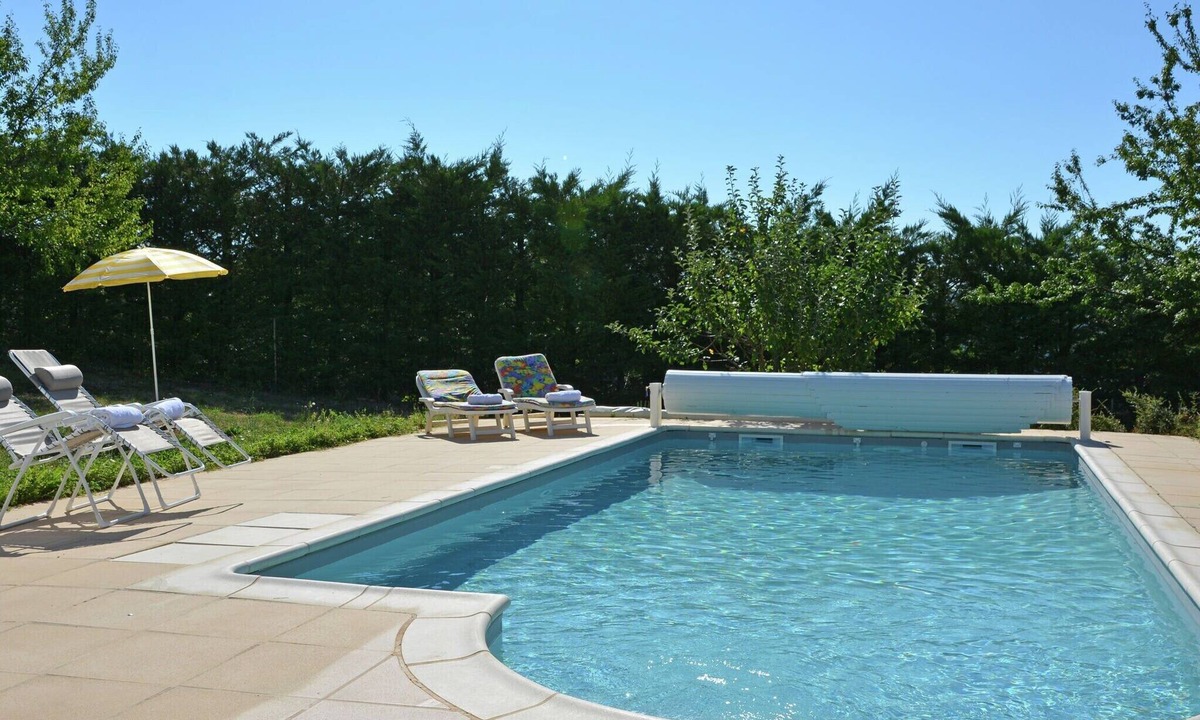 Coux Villa | Comfortable villa in Coux with private pool