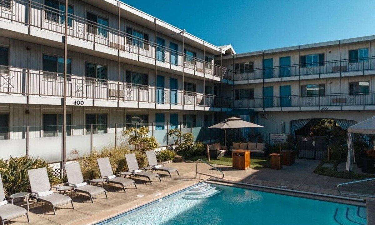 Corte Madera Hotel | Comfortably Furnished 1BR Suite | Landmarks Nearby | Kitchen | Parking | Pool