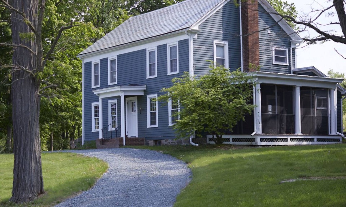 Buskirk House | Comfortably spacious modern 1840s farm house.
