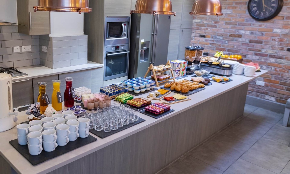 Addison Hotel | Comfotel PRPL