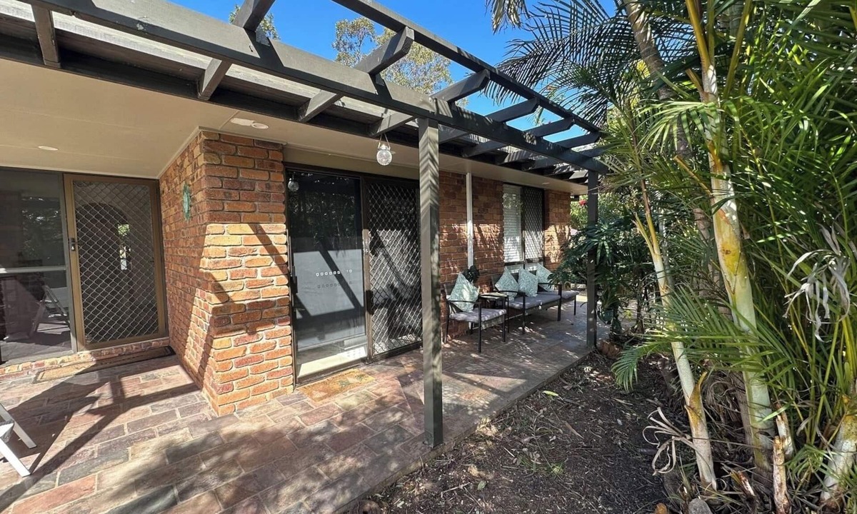 Alexandra Hills House | Comfy 1 BDR Granny Flat w/Parking Alexandra Hills