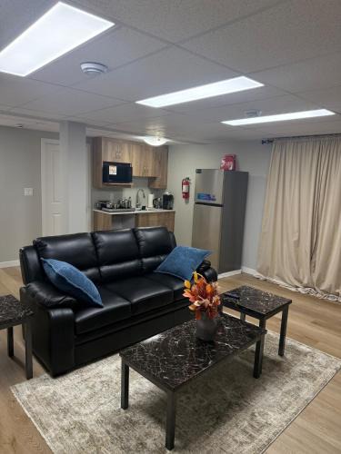 Fort Gary Apartment | Comfy 2 Bedroom Basement suite