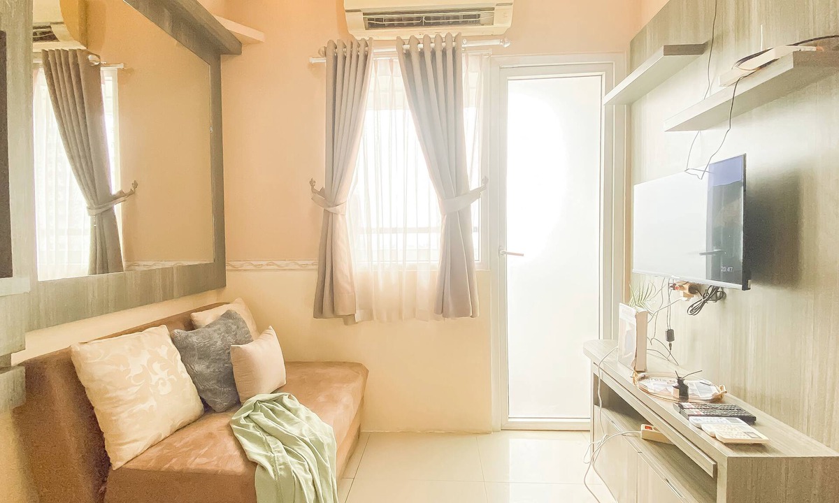 Rawasari Apartment | Comfy 2Br Near Mall At Green Pramuka City Apartment