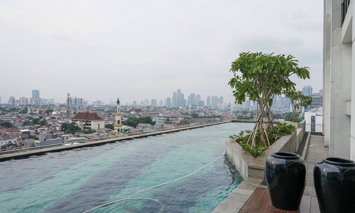 Mampang Prapatan Apartment | Comfy And Best Deal Studio At Nine Residence Apartment