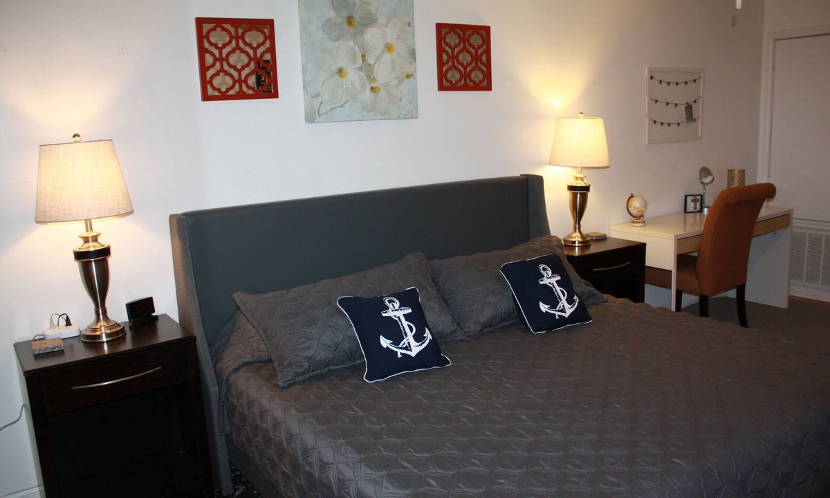 Brownwood Apartment | Comfy Brownwood Apt near University and town