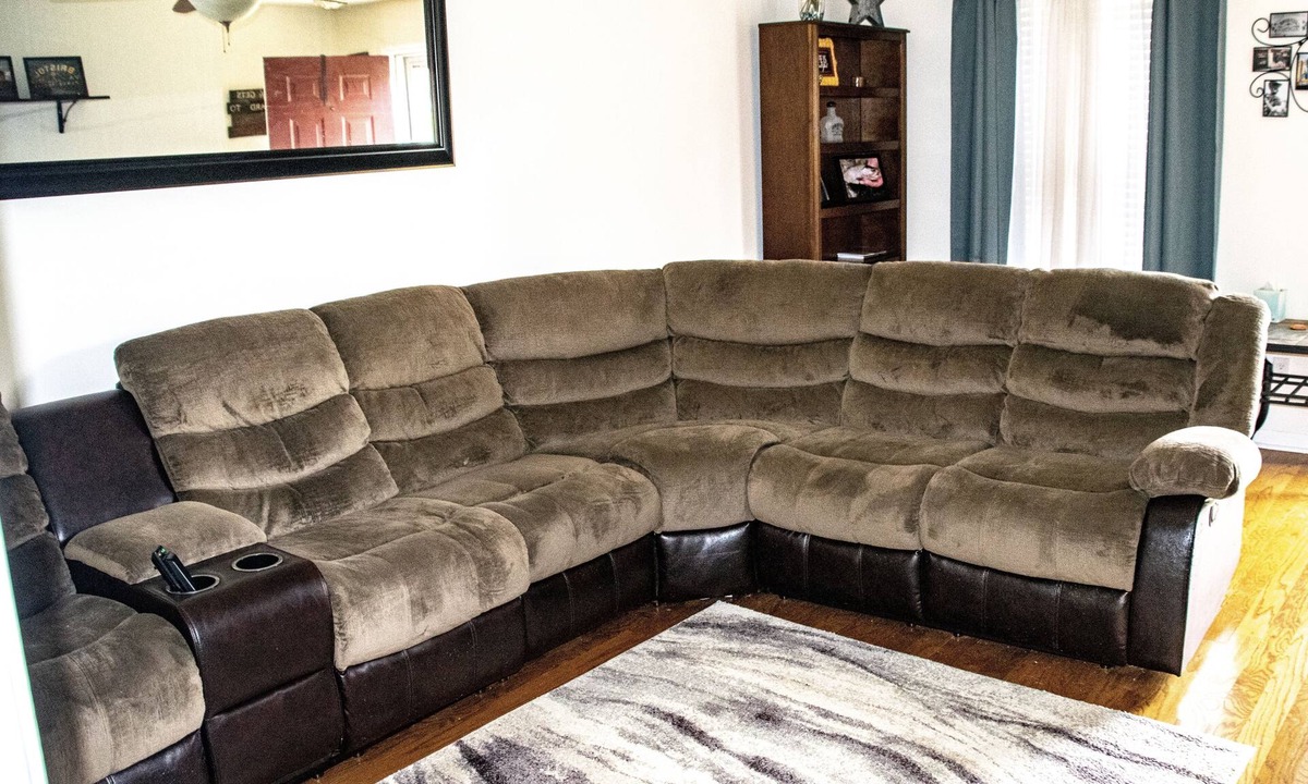 Bristol House | Comfy Condo! PET ALLOWED!