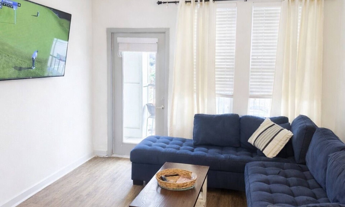 North Augusta Condo | Comfy Condo w/Private Driver for Masters Week! Walk to Riverfront and SRP Park.