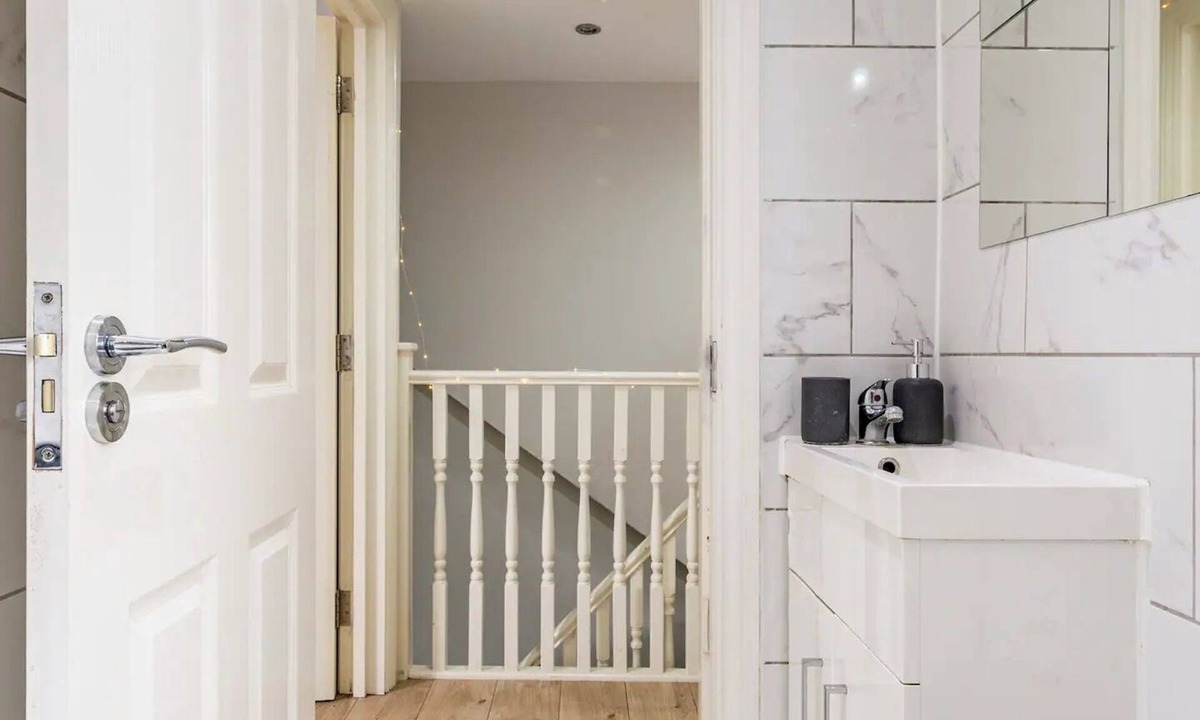 Boleyn House | Comfy Friendly Stay