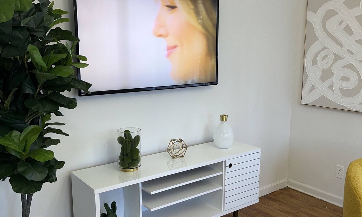 Fort Valley House | Comfy Home w/Wi-Fi & Kitchen