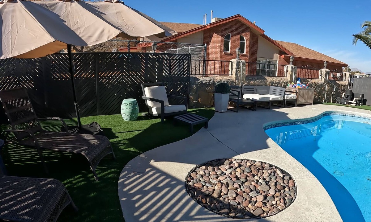 Biggs Field House | Comfy Modern Home with heated pool