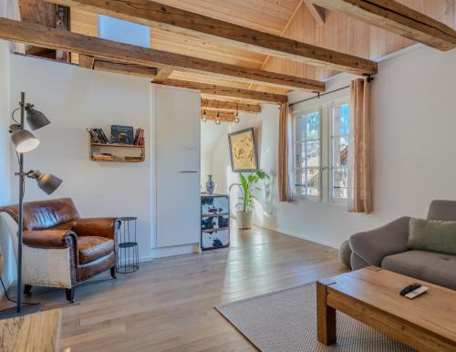 Zweisimmen Apartment | Comfy, Spacious and Central Duplex Apartment