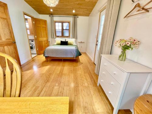 Lagunitas-Forest Knolls House | Comfy Studio near Trails & Beaches