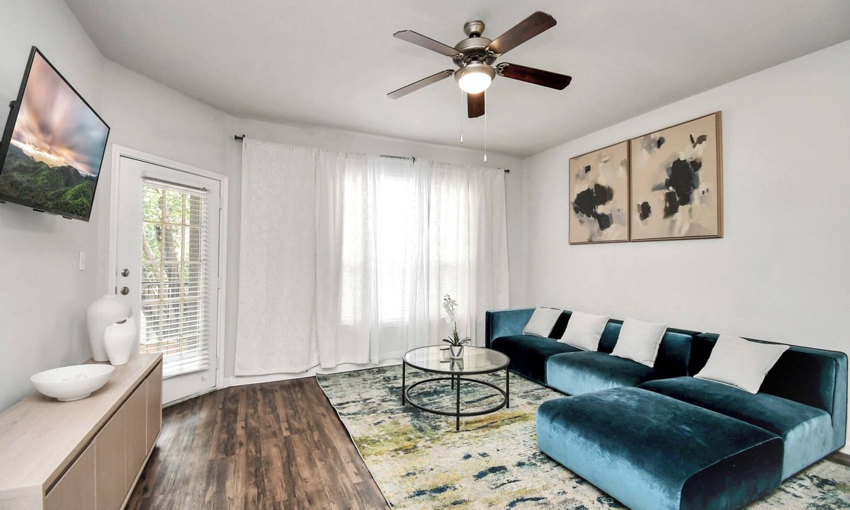 Riverside Terrace Apartment | Comfy Suites - 1 Bed Med Center Near Dwntn & NRG