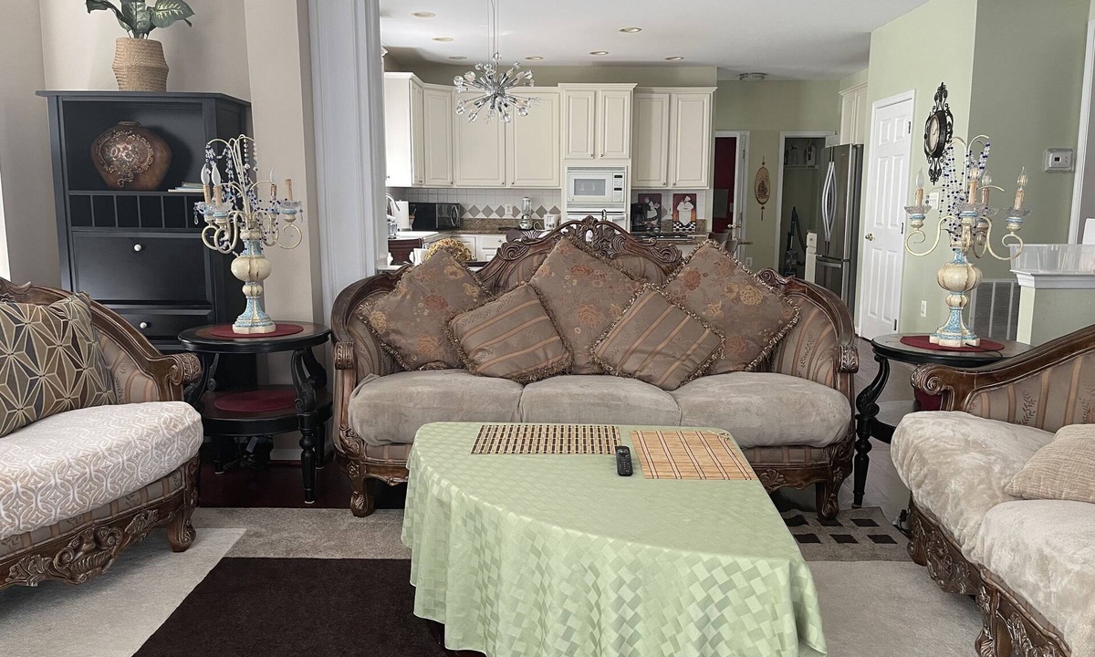 Neabsco House | Comfy Vacation Retreat!