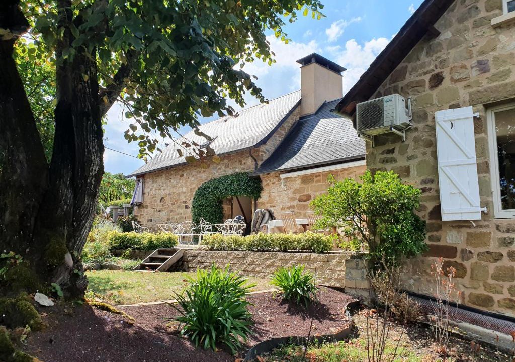 Lissac-sur-Couze Bed & Breakfast | Comme à la maison