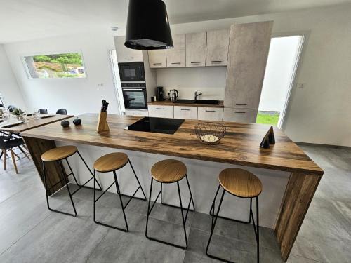 Lucey House | Comme A La Maison