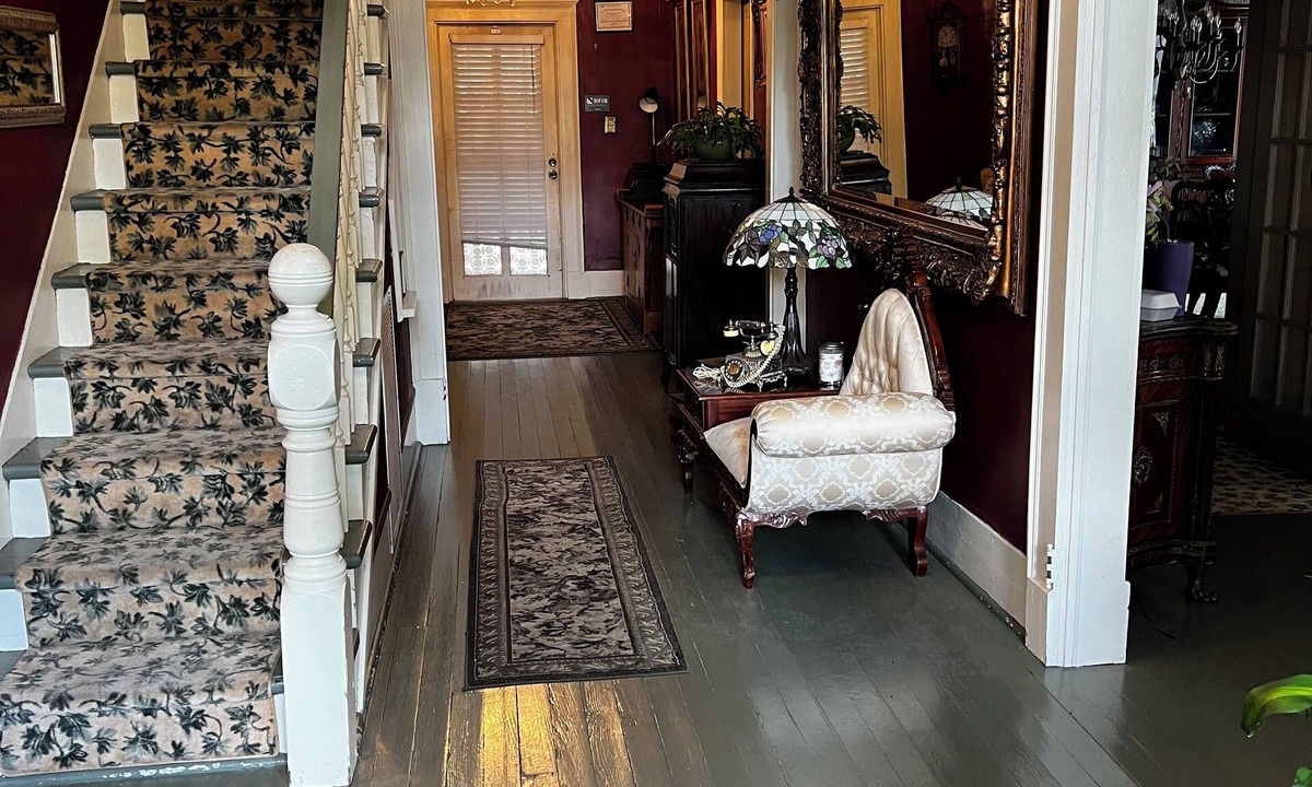 Bainbridge Bed & Breakfast | Commodore Bed and Breakfast