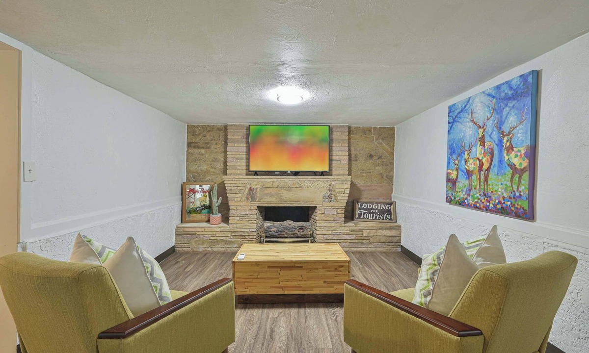 Central Oklahoma City House | Communal Crashpad