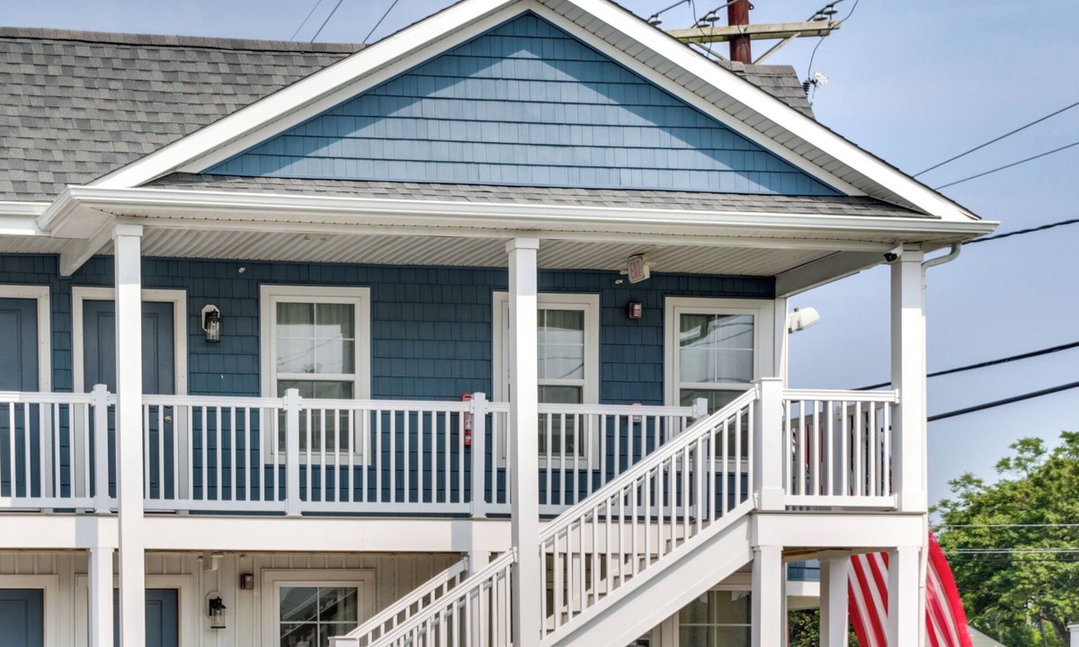 Rehoboth Beach Apartment | Community Pool Access: Rehoboth Beach Unit!