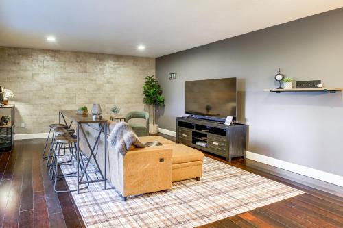 Pleasant Valley Apartment | Commuter-Friendly Vancouver Rental with Yard