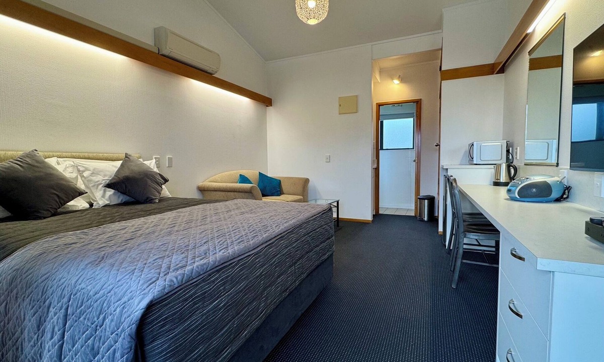 Gisborne Apartment | Compact, Cosy Studio