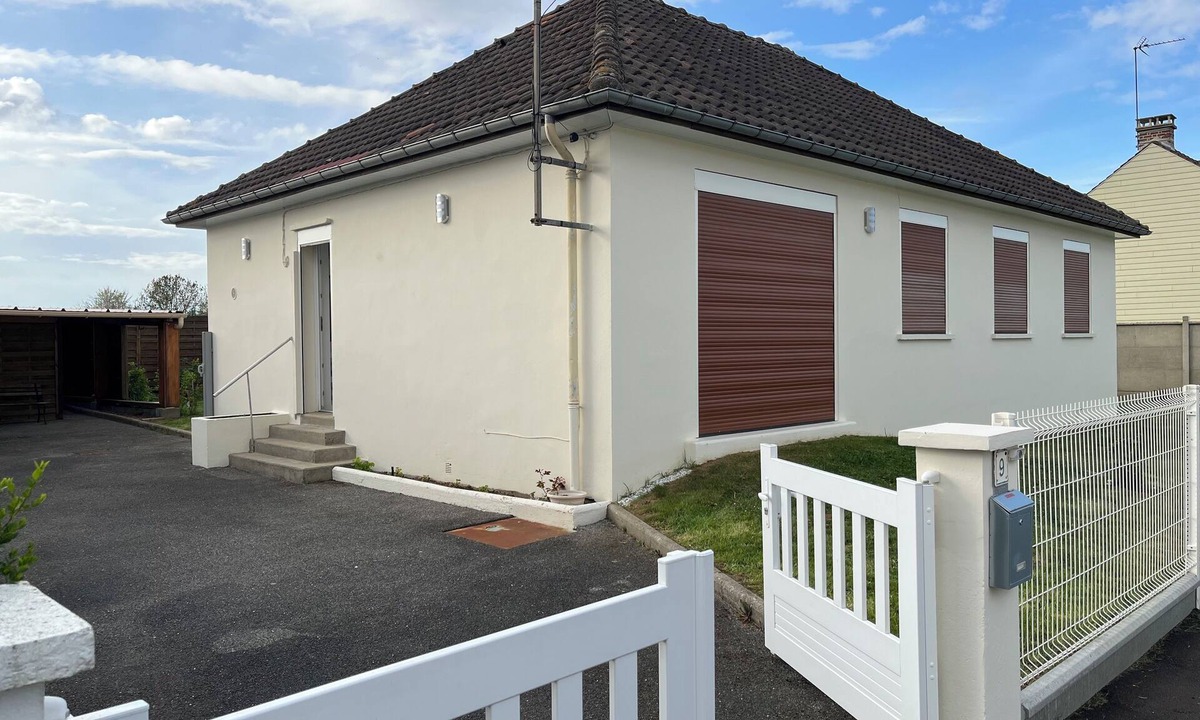 Feuquieres-en-Vimeu House | Completely renovated bungalow