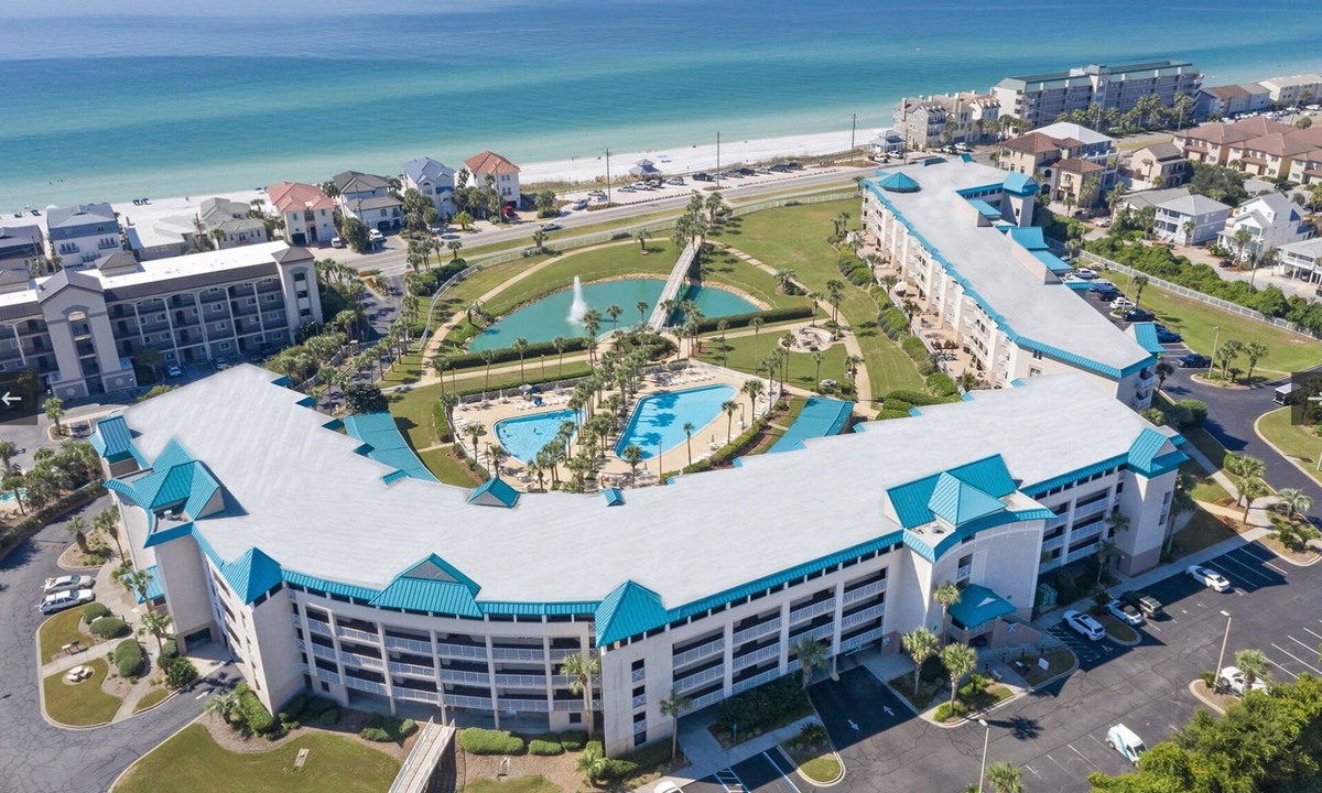 Scenic Gulf Drive Condo | Completely Remodeled, 2 Kings, Bunkroom, Beach Service