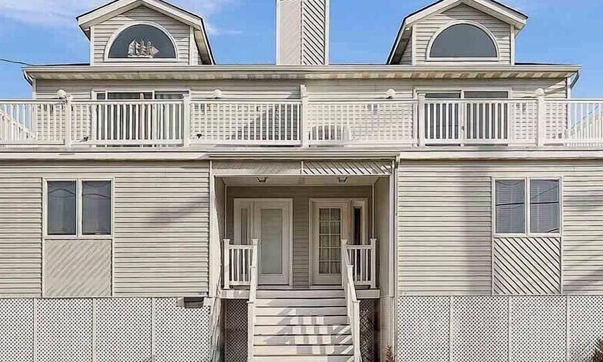 Sea Isle City House | Completely Remodeled and Centrally Located!