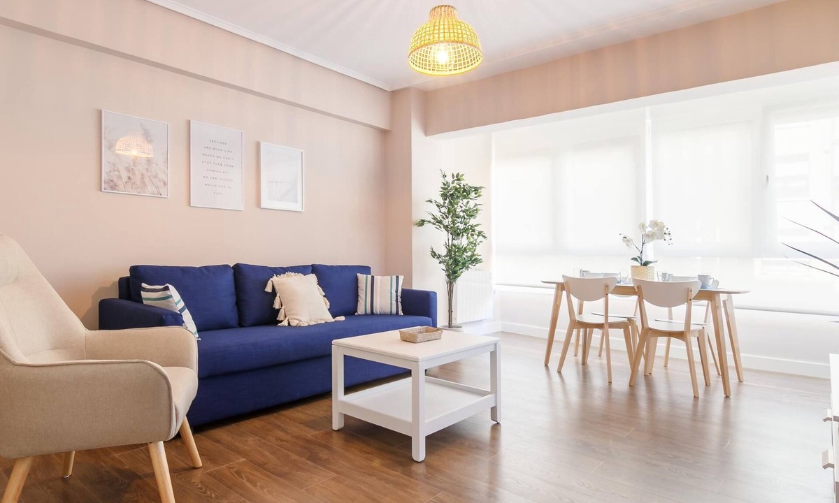 Getxo Apartment | Completely renovated 10 min Beach Arrigunaga
