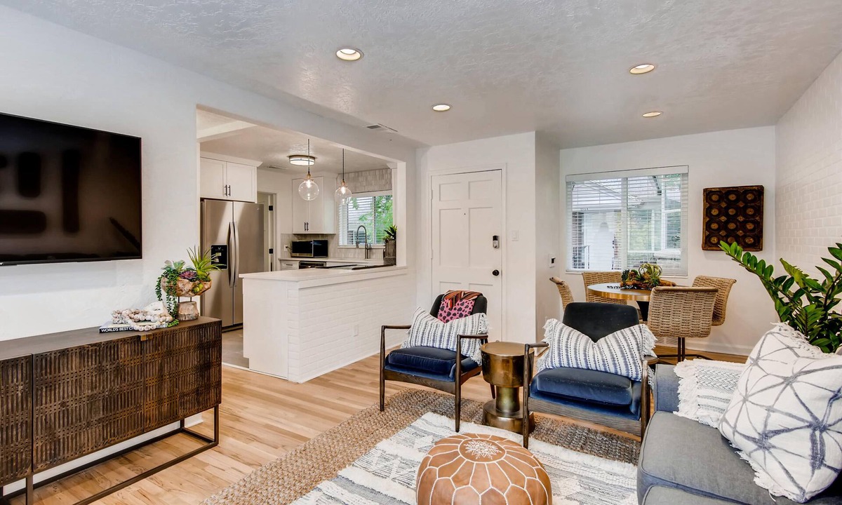 Lower Avenues Apartment | Completely Upgraded Suite near Convention Center and Downtown Salt Lake City