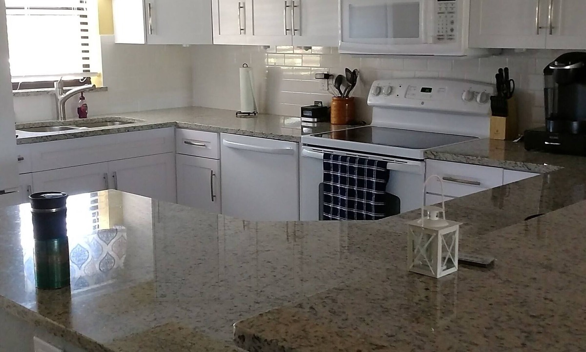 Naples Condo | Completly Redone Condo For 55 & Older