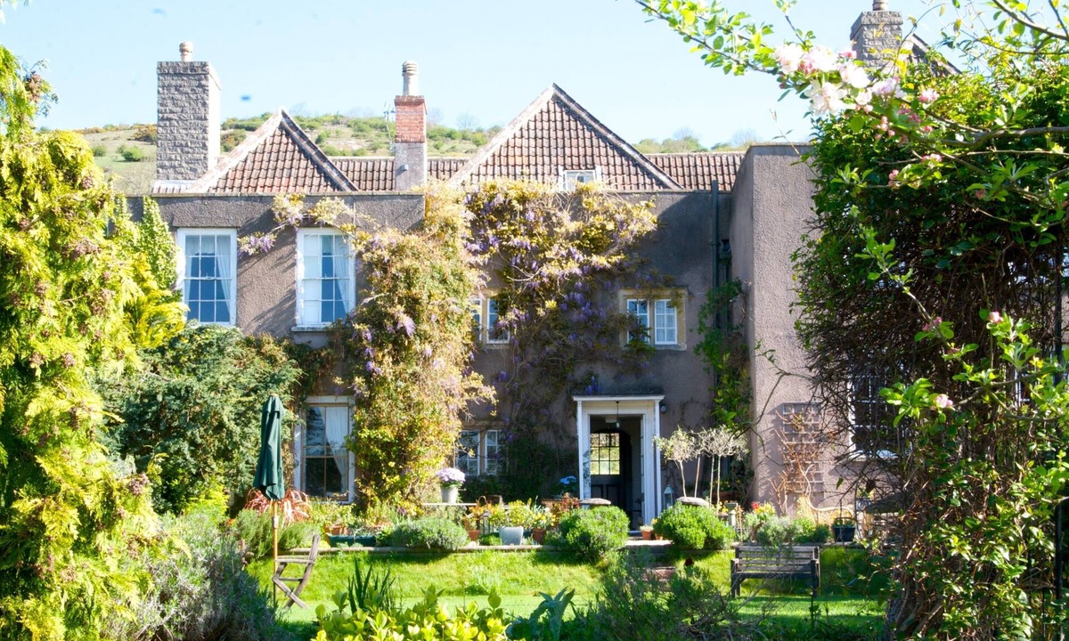 Cross House | Compton House