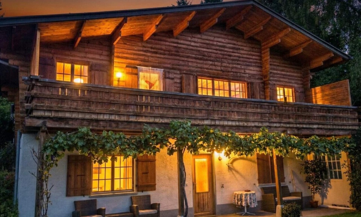 Aeschlen ob Gunten Ski Chalet | Concierge, Lake Thun/Alps Scenic Views by SwissHut