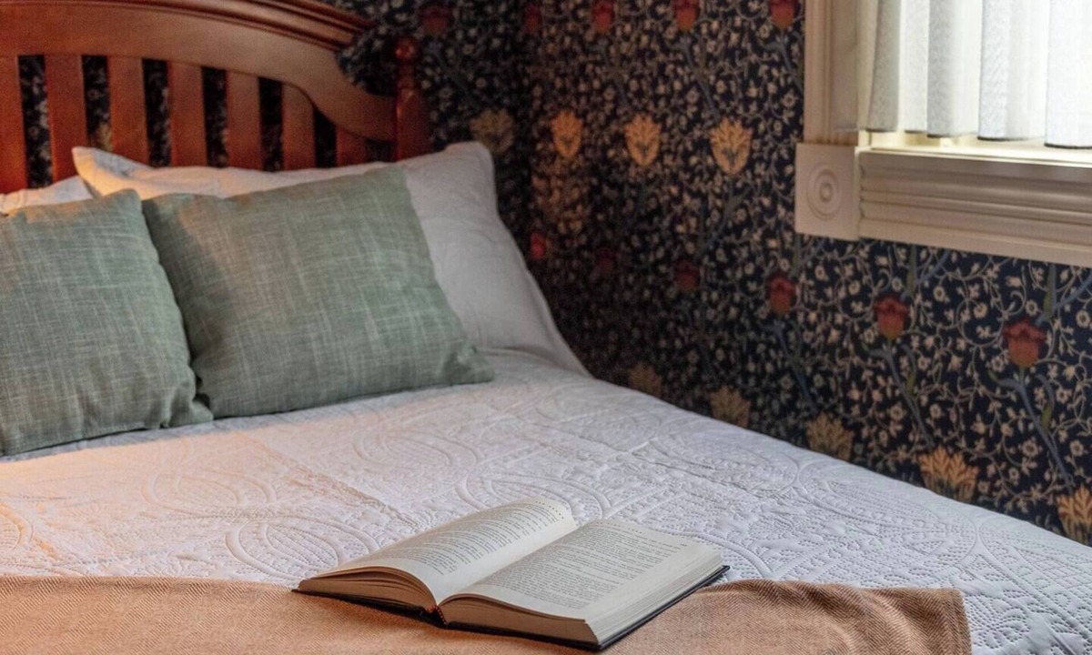 Geneseo Bed & Breakfast | Concord Coach - Big Tree Innnn