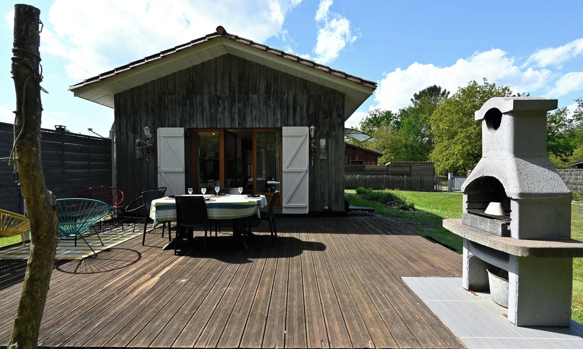 Gastes House | conditioned new wooden house ranked 3 stars.