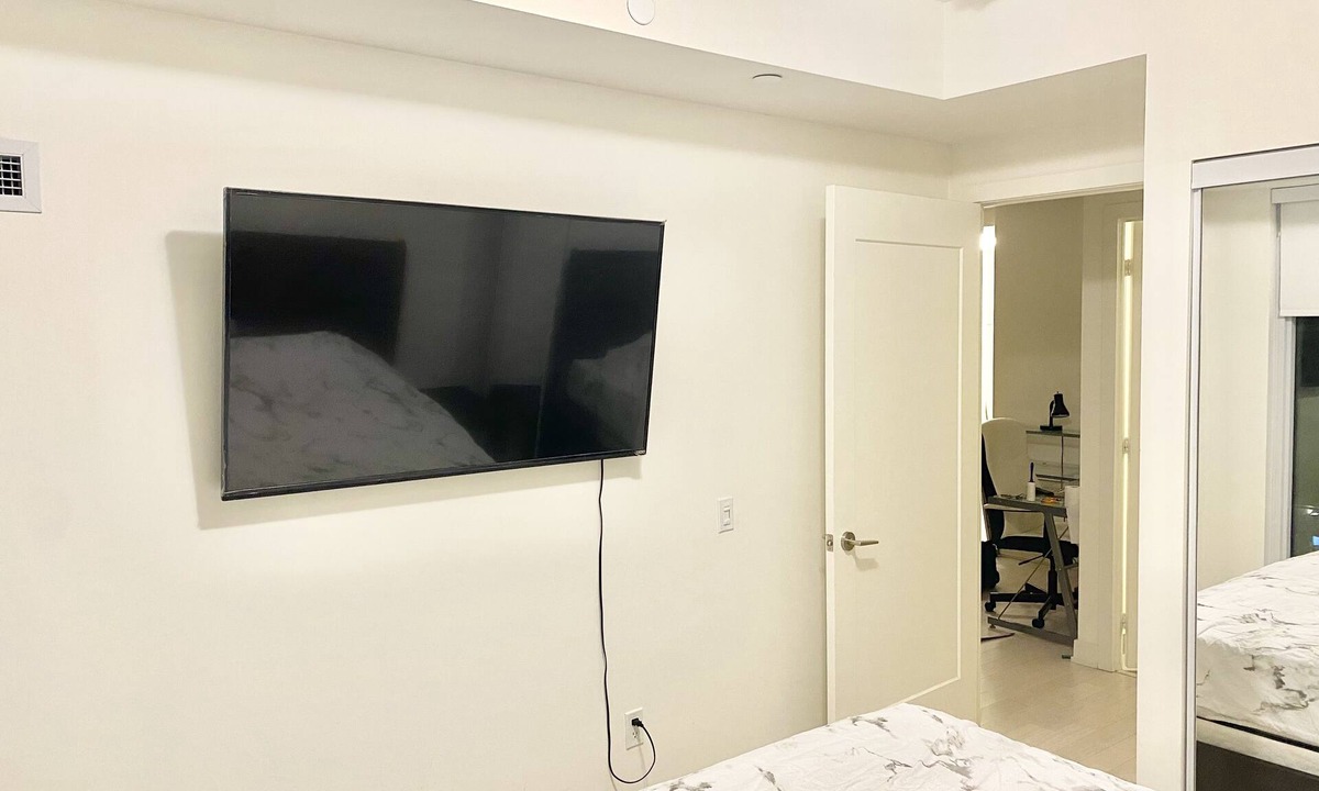 Downtown Toronto Condo | Condo downtown in the entertainment district