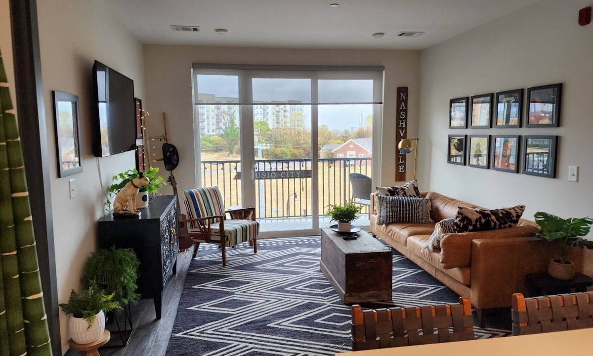 Rolling Mill Hill Condo | Condo minutes from Broadway