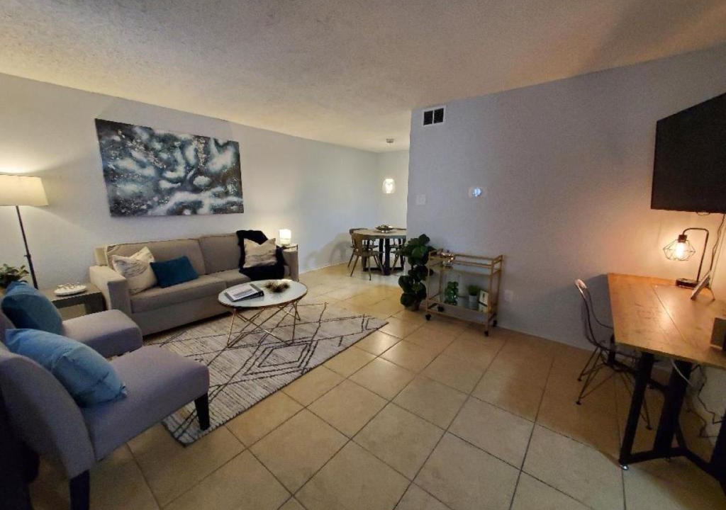 Riverside Apartment | Condo Near Downtown Austin - 2br