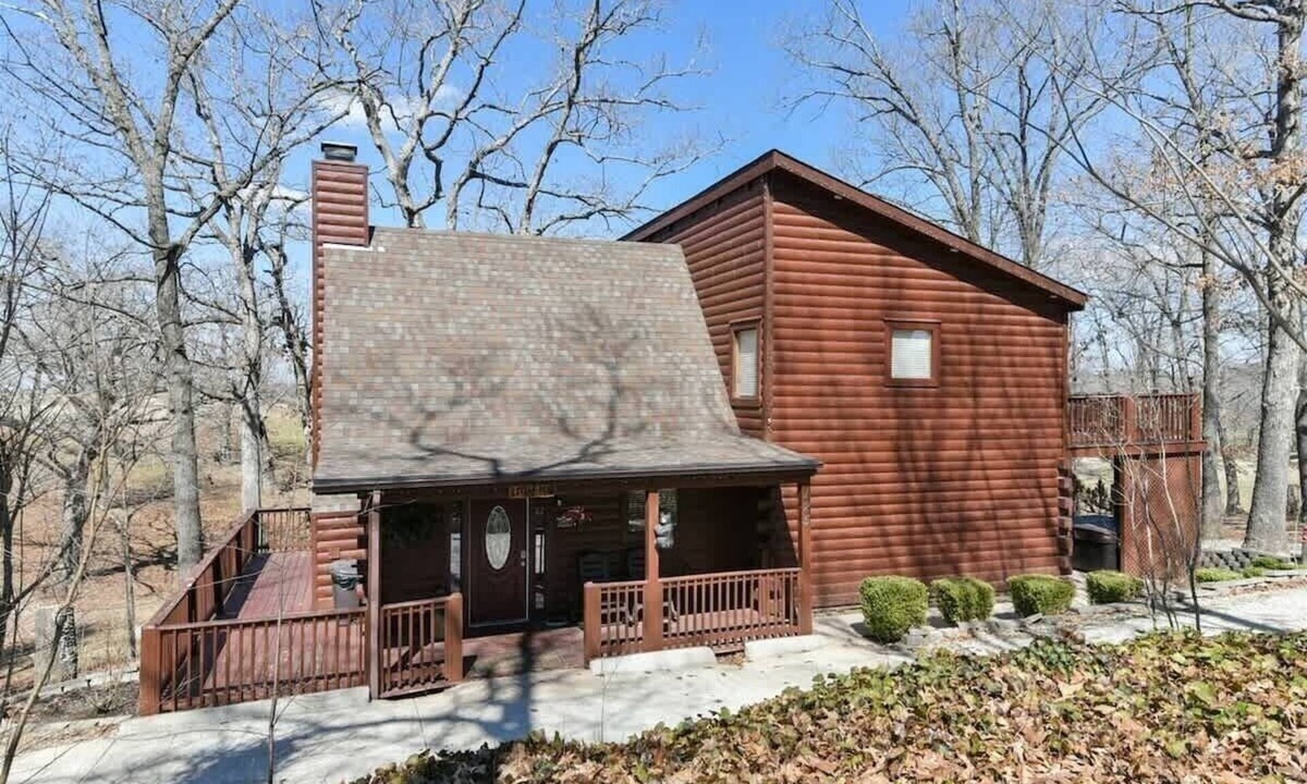 Branson Cedars Apartment | Condo with kitchen, near Table Rock Lake