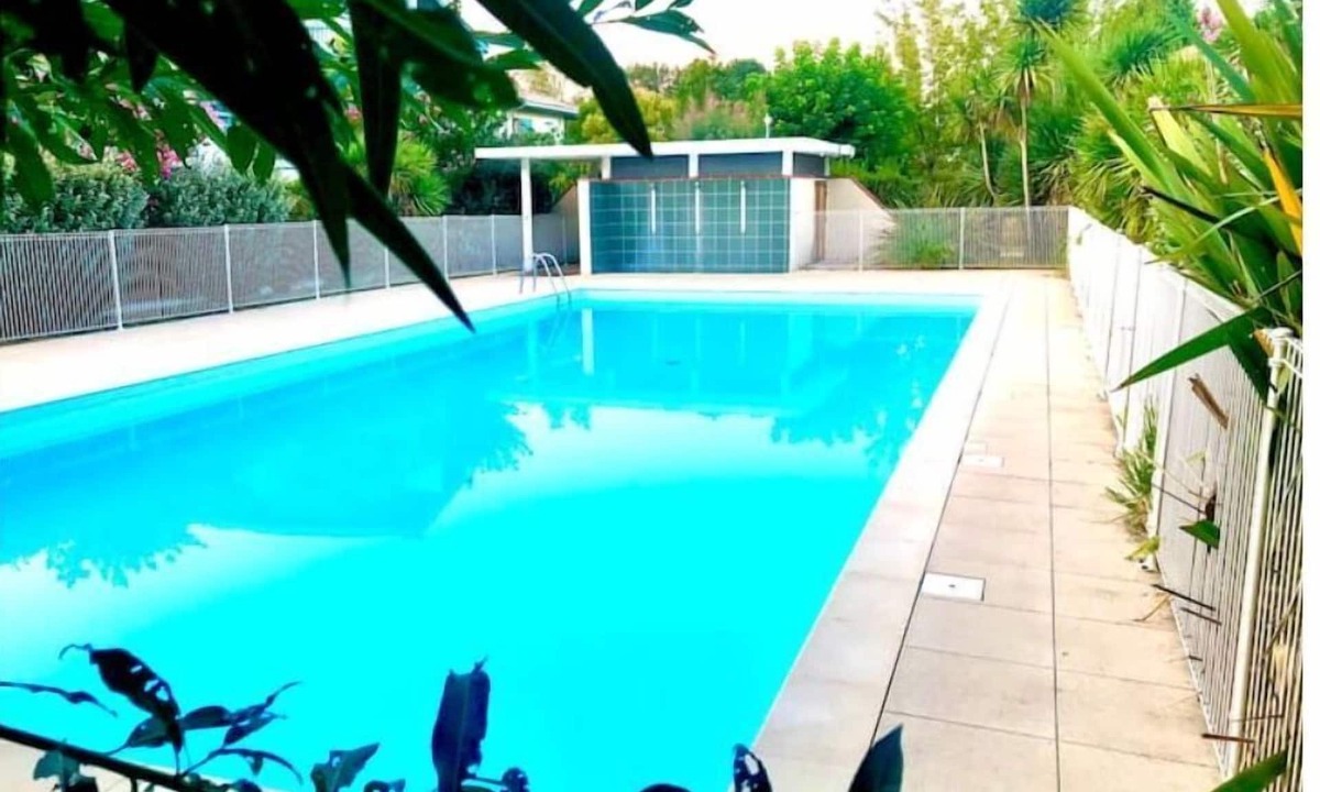 Saint-Vincent-de-Tyrosse Apartment | Confort Plage Piscine