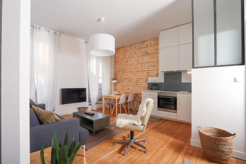 Saint - Aubin - Dupuy Apartment | Confortable T2 à Saint Aubin