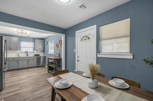 Lawton House | Confy and Cozy - Brand NEW Home