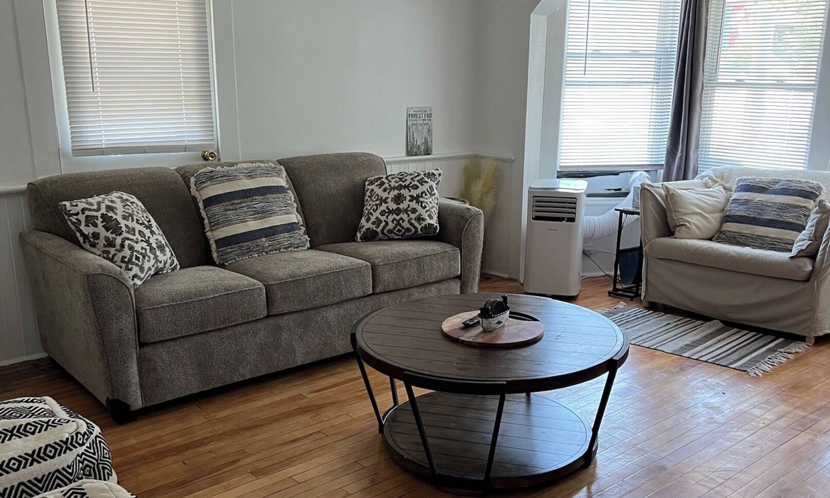 Saranac Lake Apartment | Conklin Cottage – Your Adirondack Escape