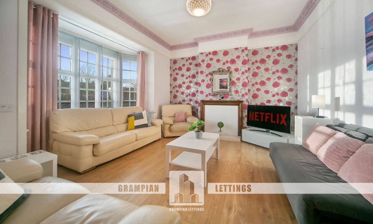 Bucksburn House | Constancevilla B8 | Grampian Lettings Ltd