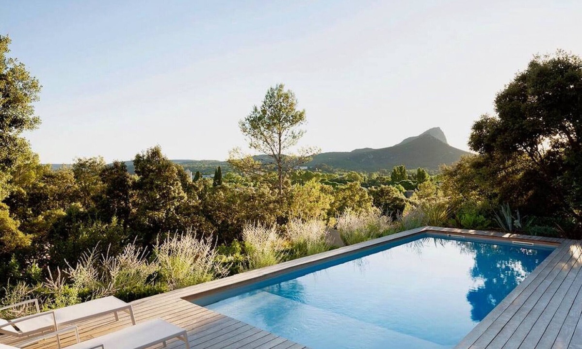 Saint-Mathieu-de-Treviers Apartment | Contemporary villa with private pool and panoramic views of Pic Saint-Loup