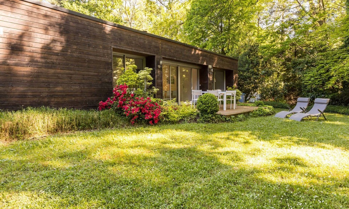 La Chapelle-sur-Erdre Cottage | Contemporary Cottage with Garden and Parking in La Chapelle-sur-Erdre