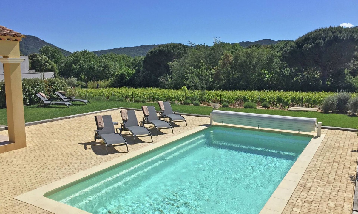 Plan-de-la-Tour House | Contemporary villa with pool