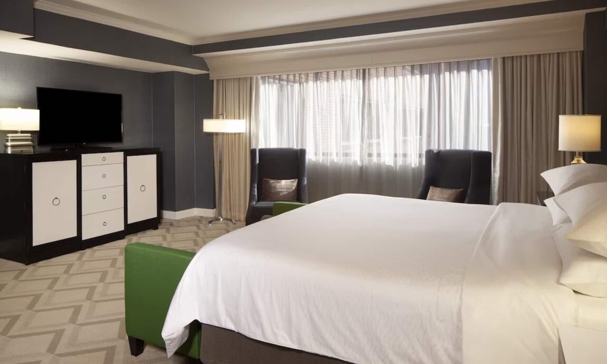 West End Hotel | Contemporary Classic Getaway! Close to Potomac Waterfront - 1.1 miles
